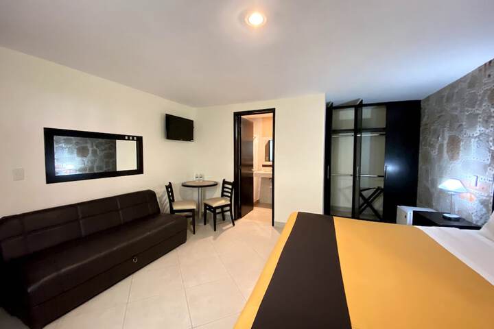 Room 14 of 44