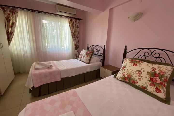 Room 3 of 13