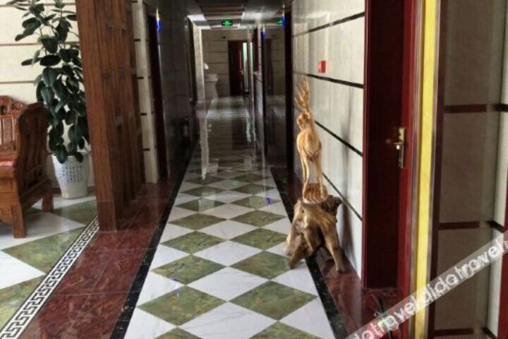 Hotel Interior 10 of 26