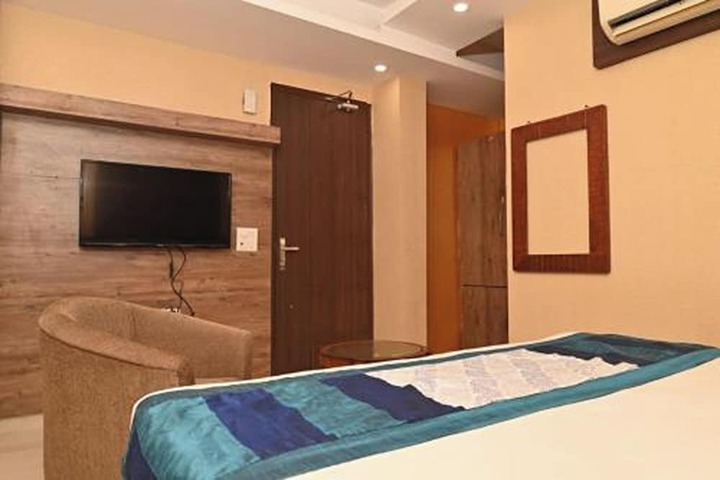 Room 51 of 90