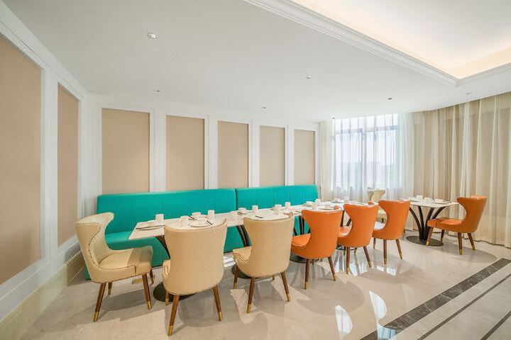 Vienna Hotel (Yangjiang Hailing Island Gold Coast)