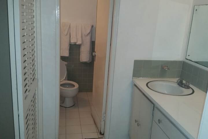 Room 17 of 43