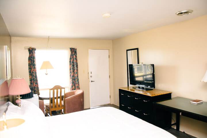 Room 16 of 131