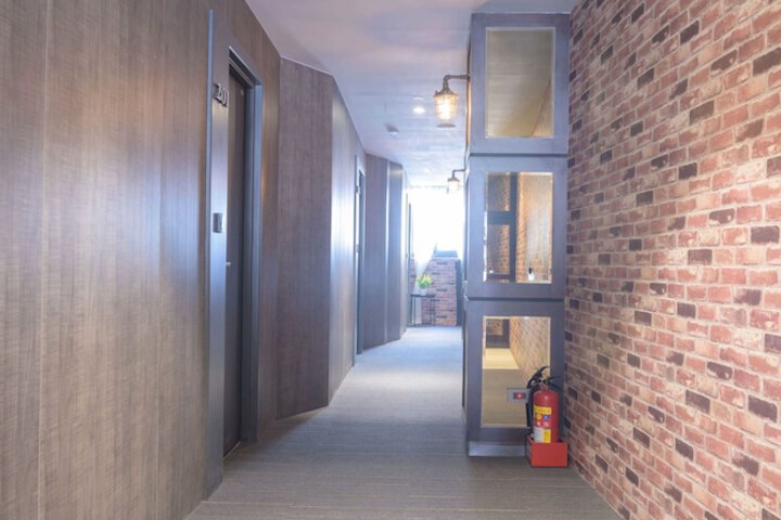 Hotel Interior 9 of 119