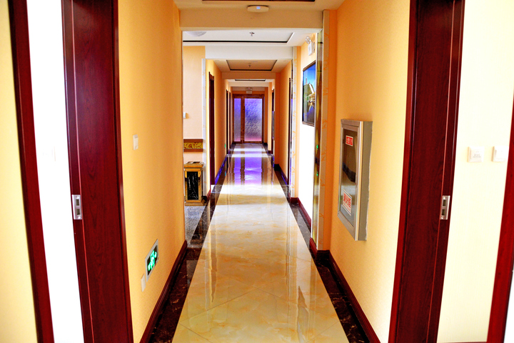 Hotel Interior 6 of 15