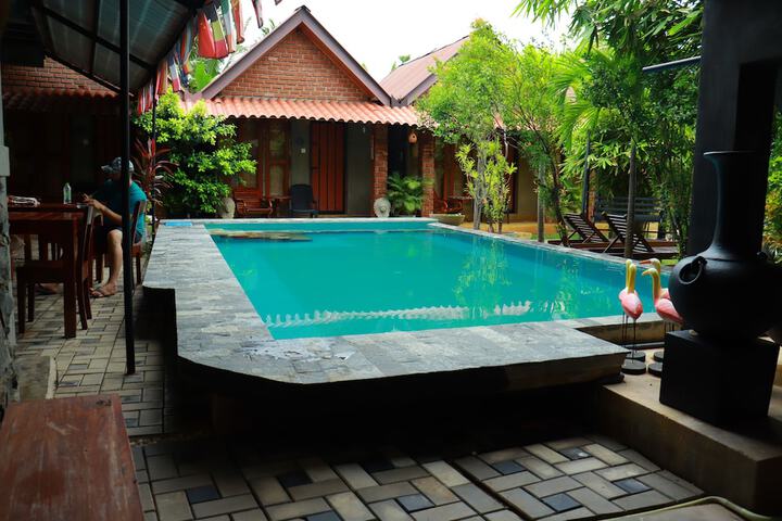 Pool 50 of 67