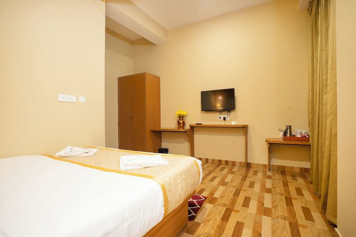 Room 13 of 24