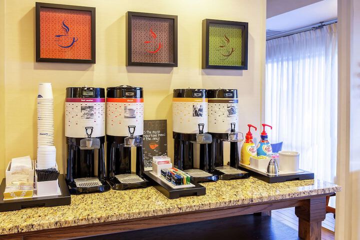 Breakfast area