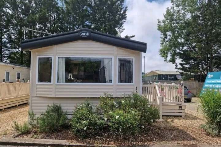 Lovely 3-bed Home in Rookley on the Isle of Wight in Ventnor