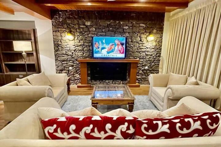 Room 9 of 20
