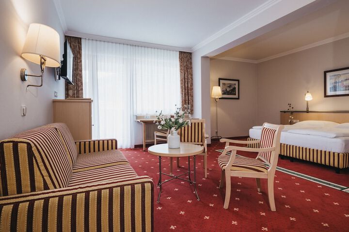Room 9 of 62
