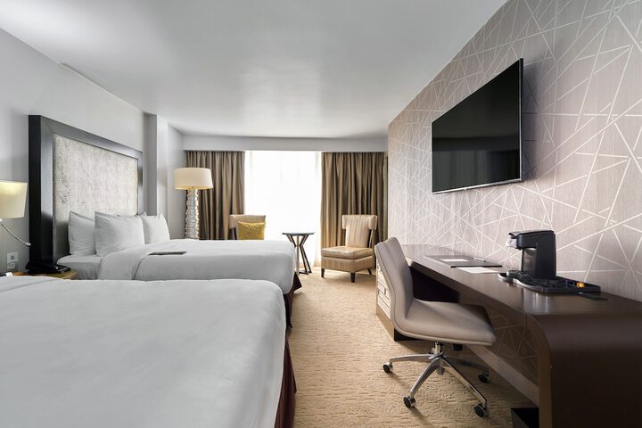 Room 28 of 135