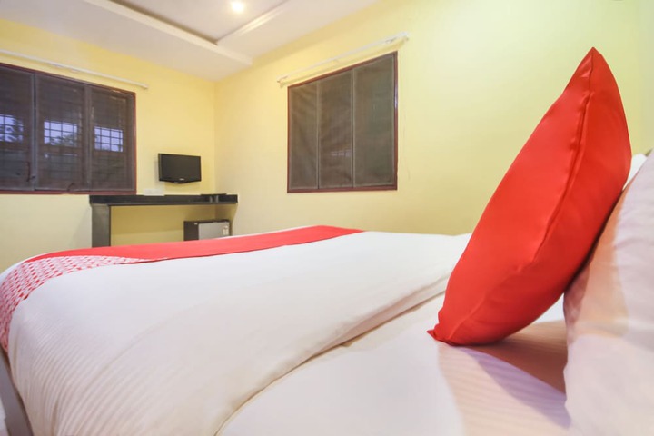 Room 18 of 21