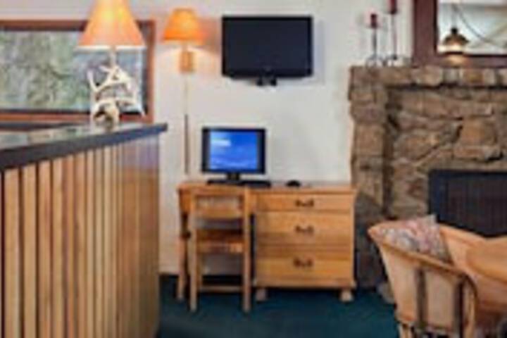 Hotel Interior 4 of 81