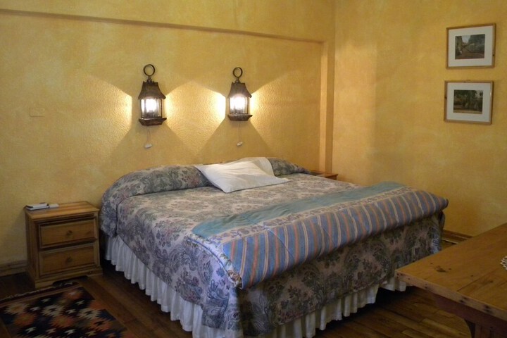 Room 5 of 24