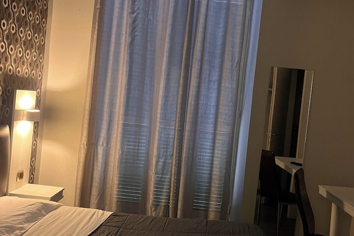 Room 15 of 39
