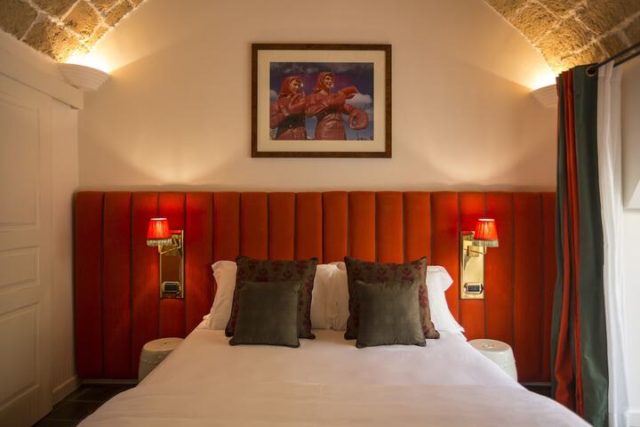 Room 22 of 60