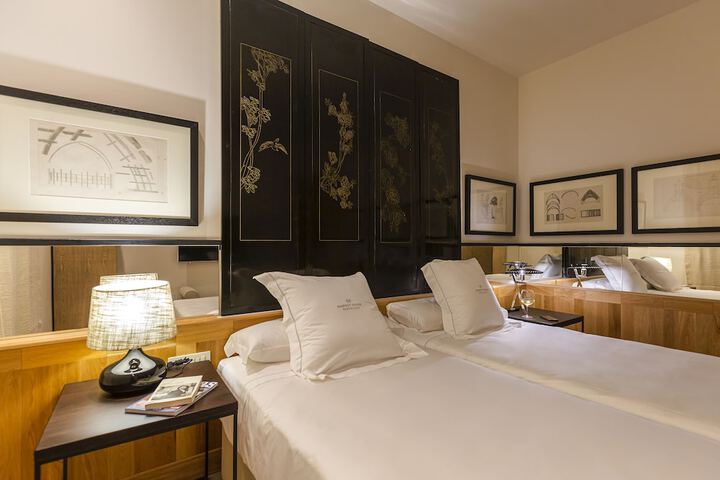 Room 14 of 74