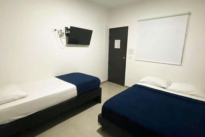 Room 7 of 34