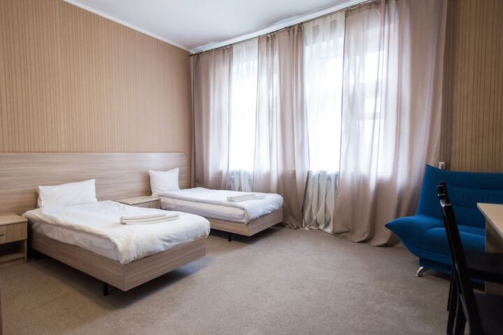 Room 8 of 21