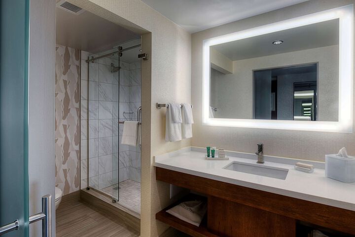 Bathroom shower