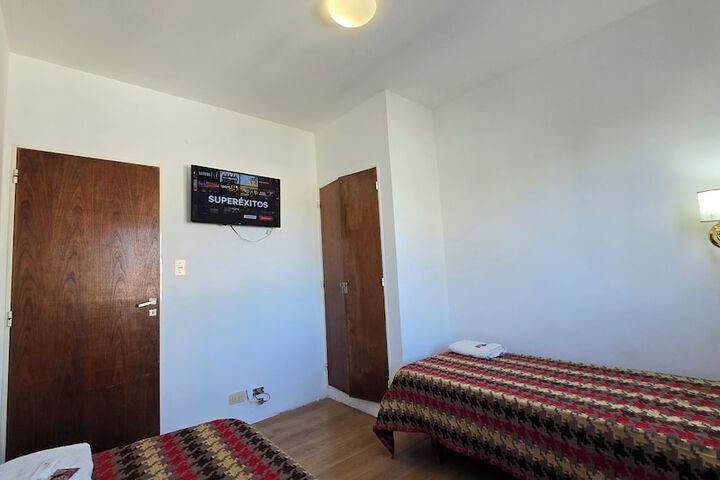 Room 11 of 92