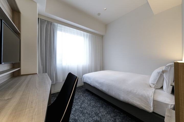 Room 16 of 47