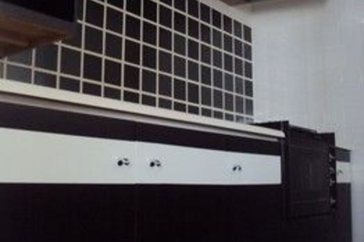 Room 7 of 11