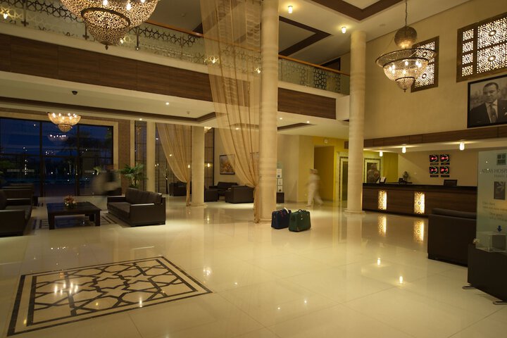 Hotel Interior 4 of 113