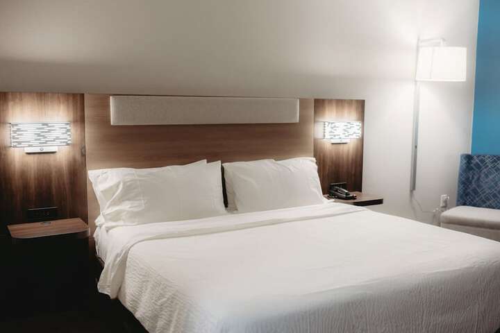 Room 29 of 72