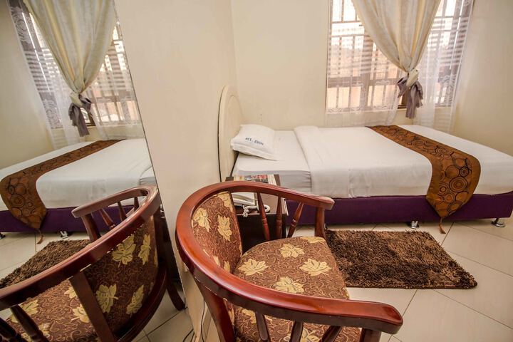 Room 15 of 29