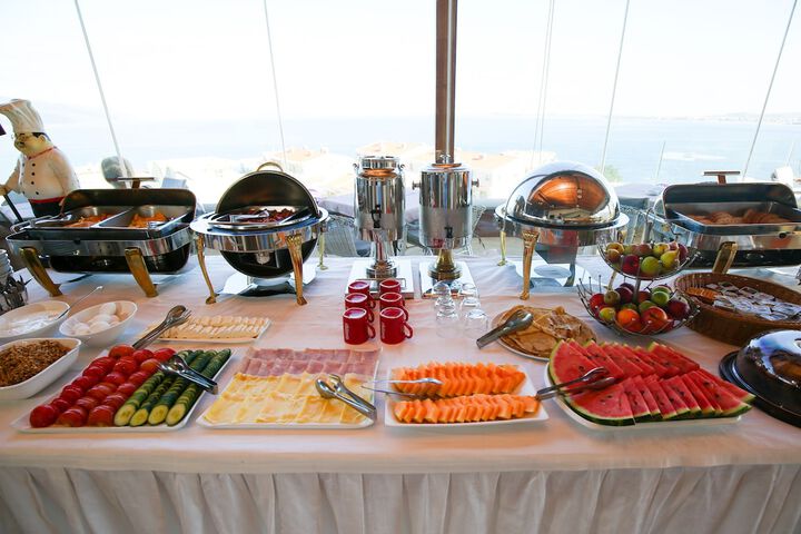 Dining 109 of 218