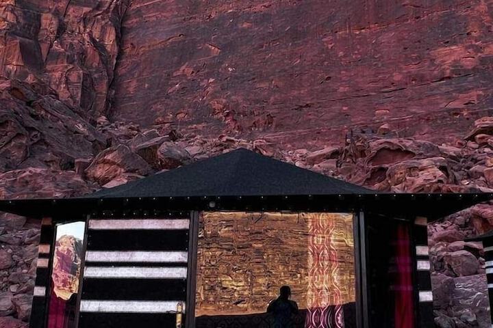 Wadi rum boutique camp & jeep tour