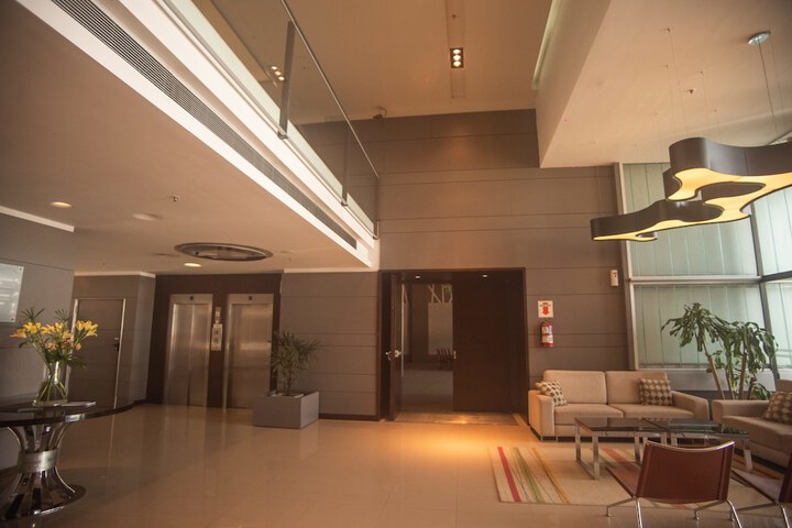 Guest Lobby