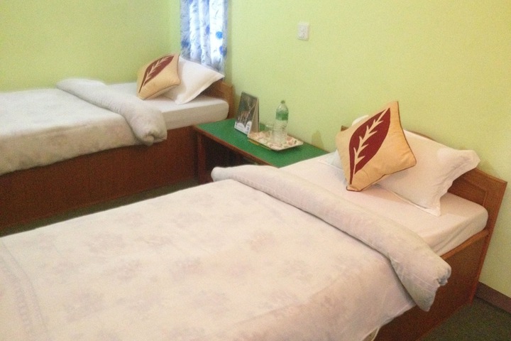 Room 12 of 94