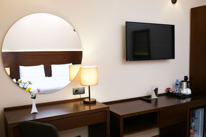 Room 21 of 104