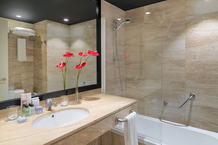Clean Restrooms