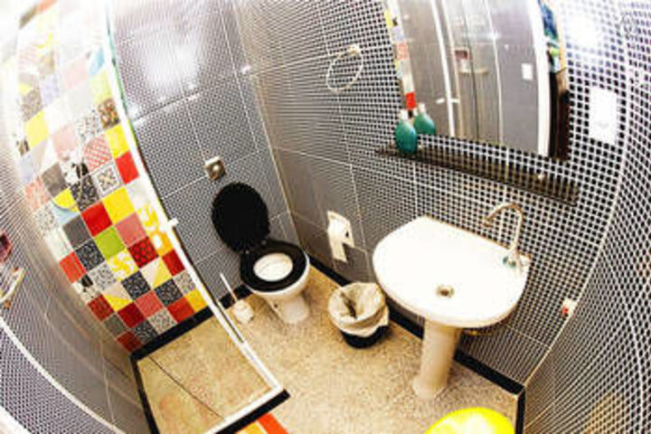 Room 3 of 12