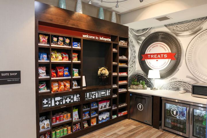 Snack bar