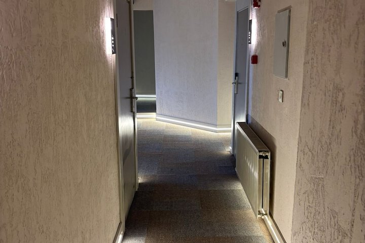Ballroom/Hall 25 of 29