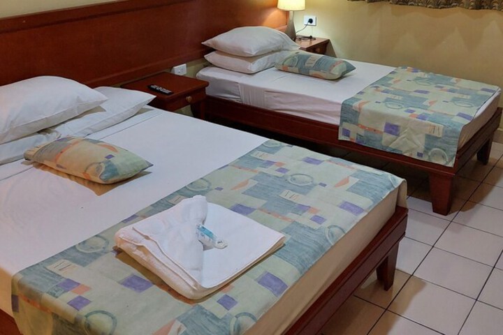 Room 5 of 20