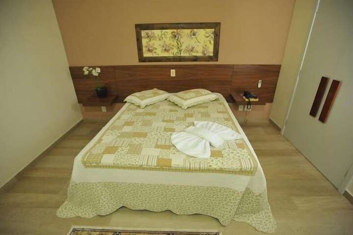Room 6 of 26
