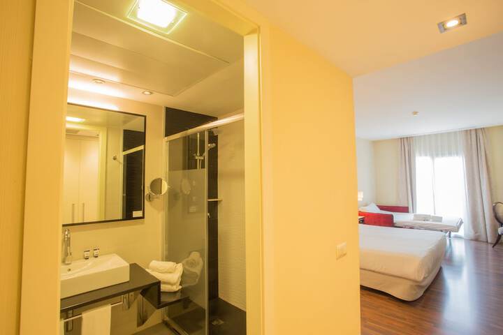Room 59 of 105