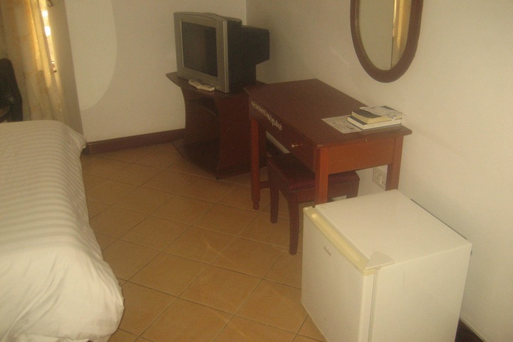 Room 31 of 64