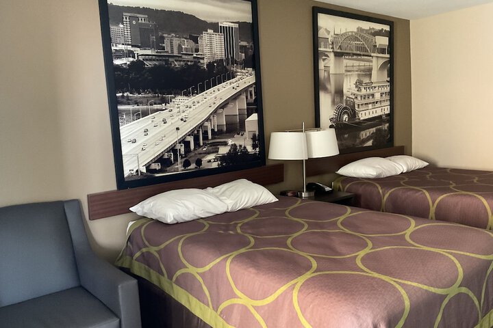Double Accessible King Size Bed (4 of 25)