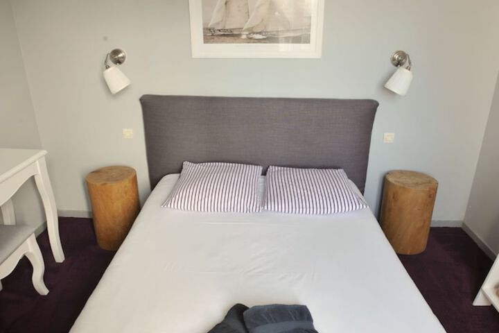 Room 4 of 35