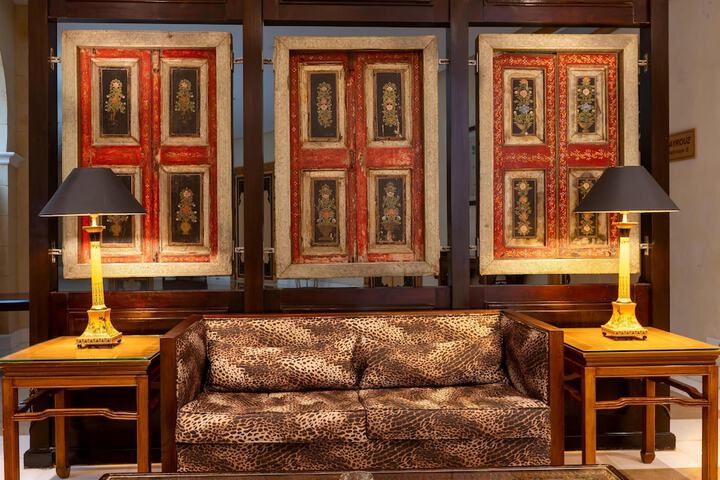 Hotel Interior 3 of 176
