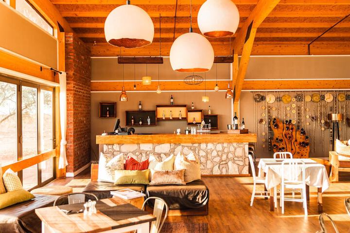 Guest Lobby
