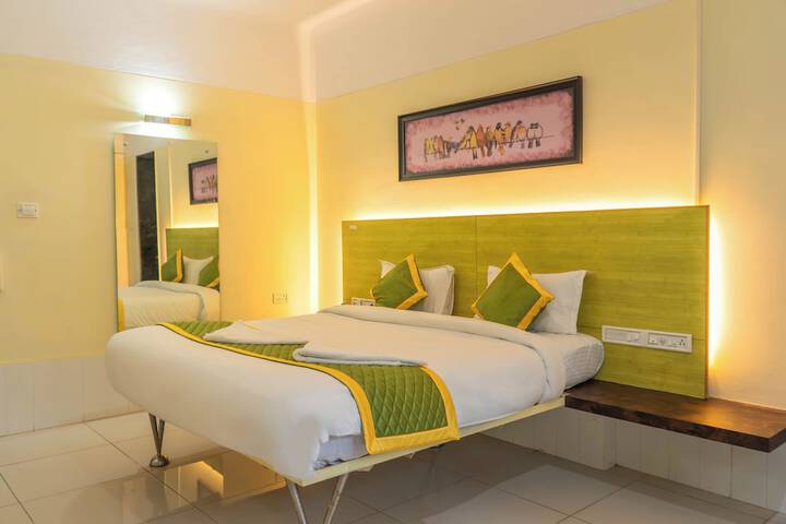 Room 20 of 53