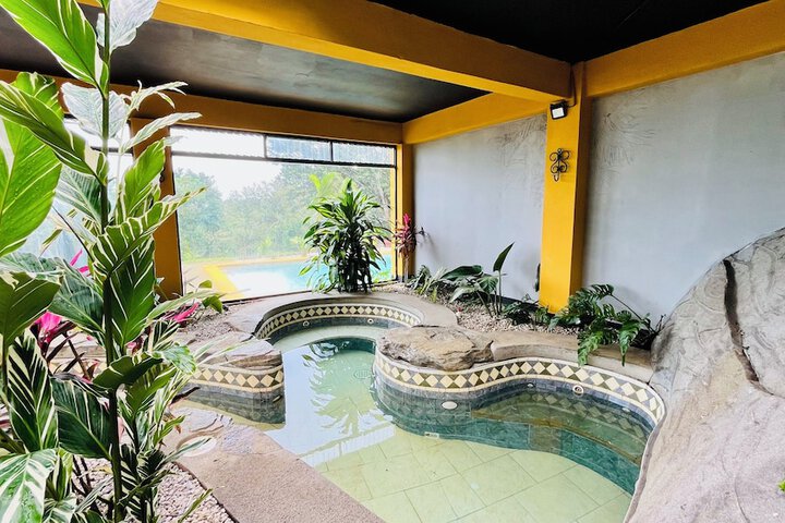 Pool 77 of 172